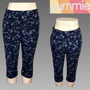 Yummie L Navy Blue Camouflage Hourglass Shaping Waistband Cotton Capri Leggings